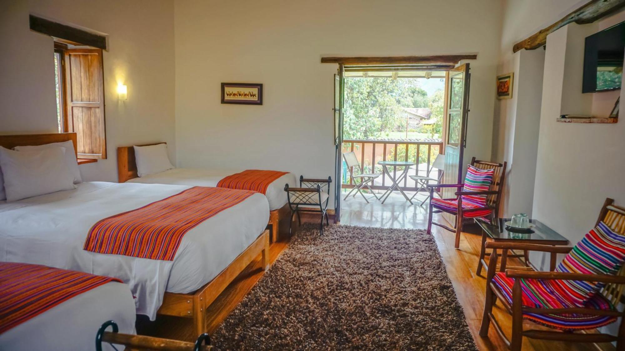 Hotel Lizzy Wasi Urubamba Esterno foto