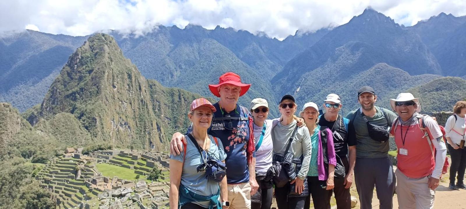 Hotel Lizzy Wasi Urubamba Esterno foto