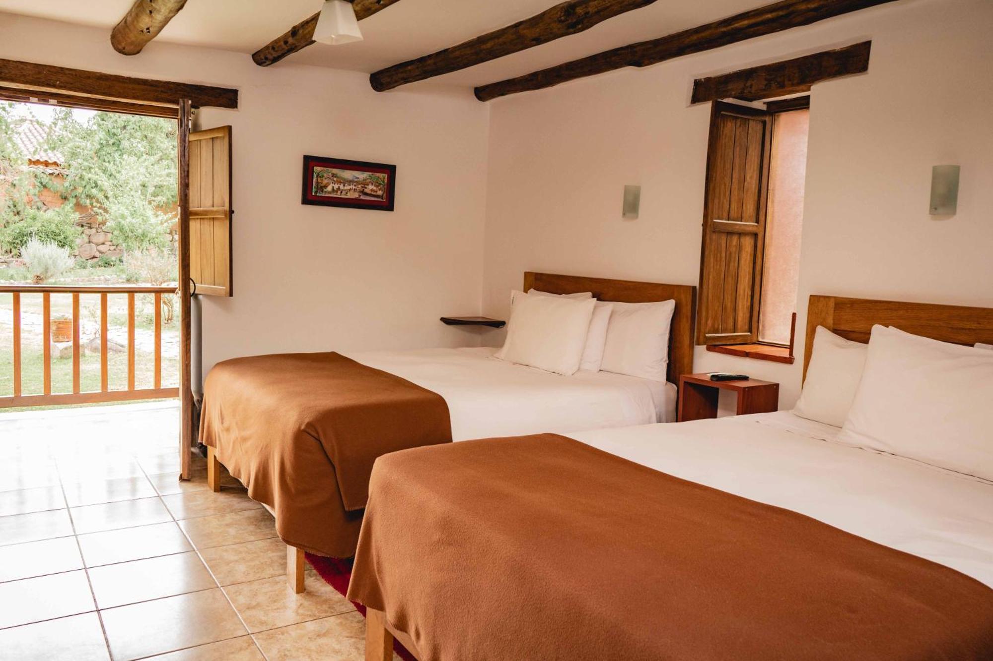Hotel Lizzy Wasi Urubamba Esterno foto